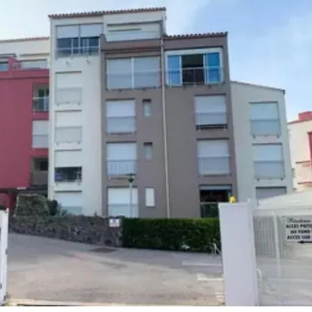 דירה Studio Vue Port Piscine Parking