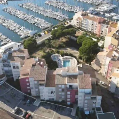 Studio Vue Port Piscine Parking Apartamento